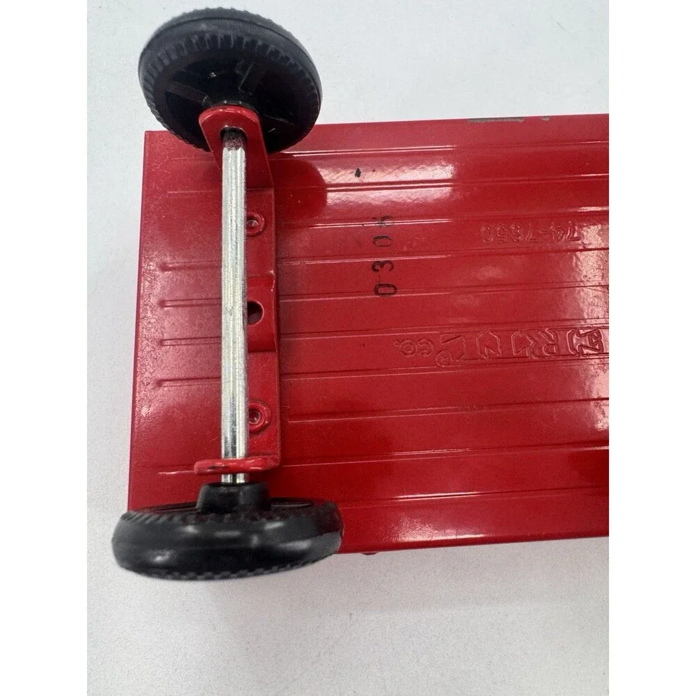 Vintage 1970s ERTL Pressed Steel Toy Red Farm Wagon Model 74-7650, 1/32 Scale